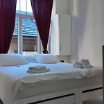 Old Town Pearl Apartment *