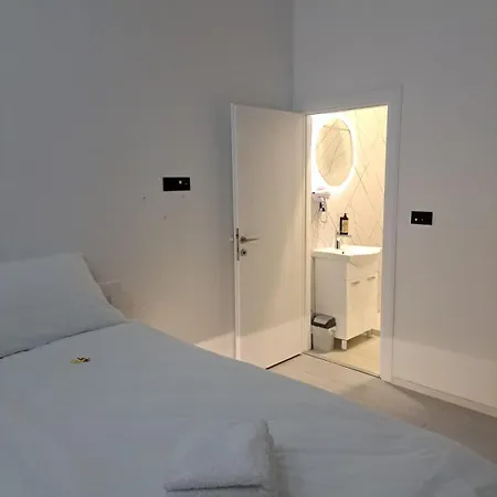 Apartment New - Old Town Pearl *